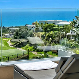 https://apartment-yvonny-cabopino-canovas.1costadelsol.com